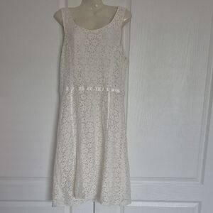 Chic Ivory Lace Midi Dress